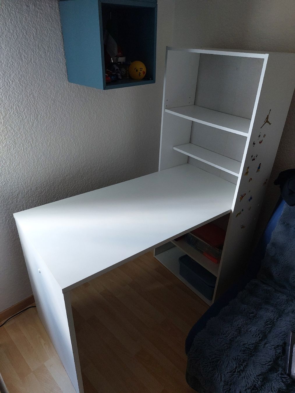 Bureaux: Scrivania con libreria bianca, design moderno, con ripiani – D'occasion à Thun par fra_wm6g 1