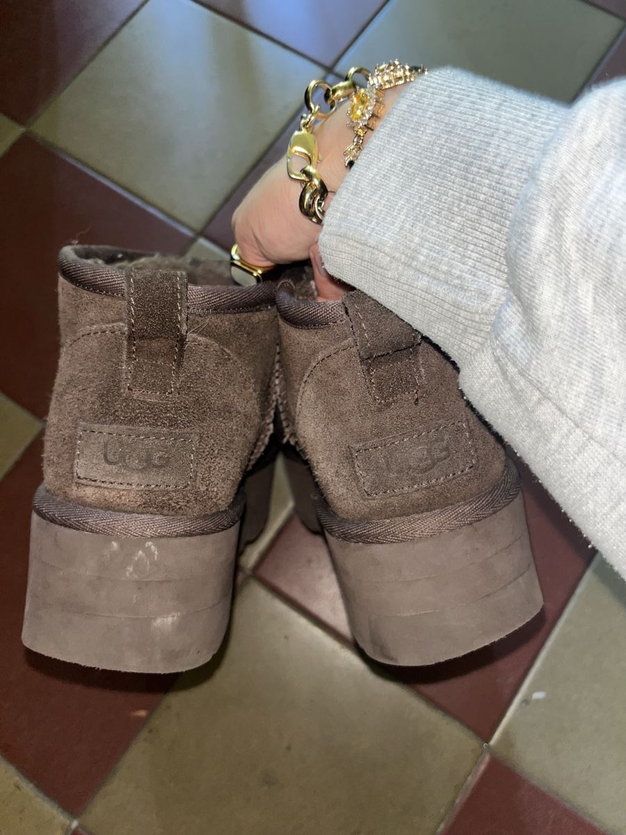 Ugg Chaussures femmes: Uggs Platform Eu Gr. 40 – D'occasion à Bern par mer_s9n5 3