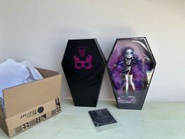 Monster High Midnight Runway Spectra Vondergeist Puppe