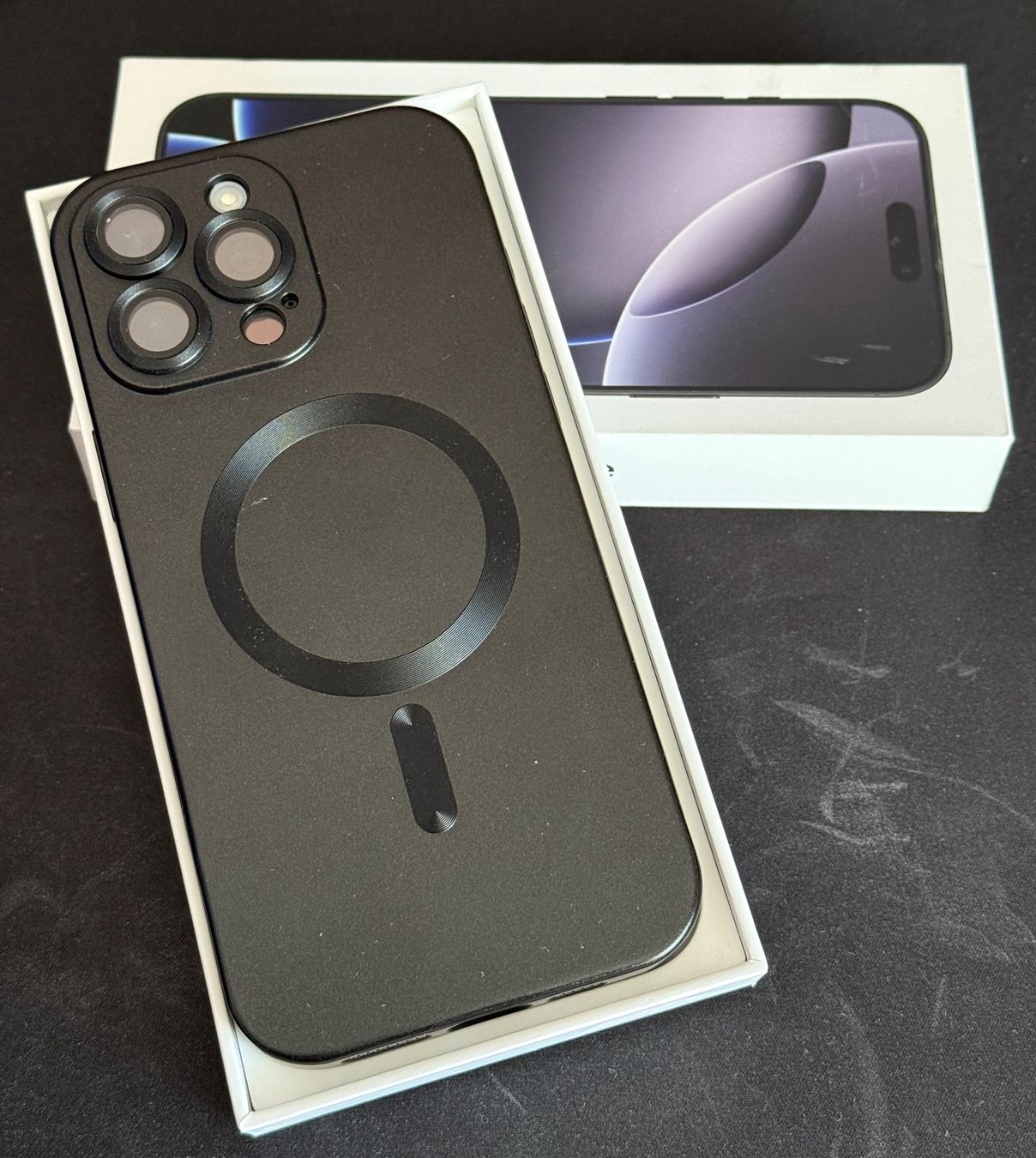 Apple Portables: iPhone 16 Pro Max 256Gb – D'occasion à Goldach par igwhitestar