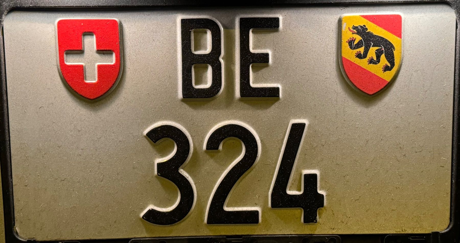 Schilder: Drei Stellig kontrollschild- AutoNummer- Bern Nummernschild – Gebraucht aus Bern von ScorpionM
