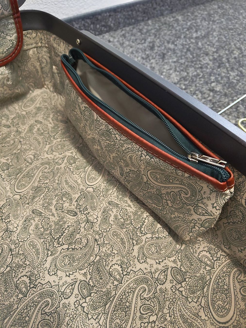 Samsonite Reisekoffer: Hartschalenkoffer von Samsonite aus den 80er komplett – Gebraucht aus Emmenbrücke von BlSi 8