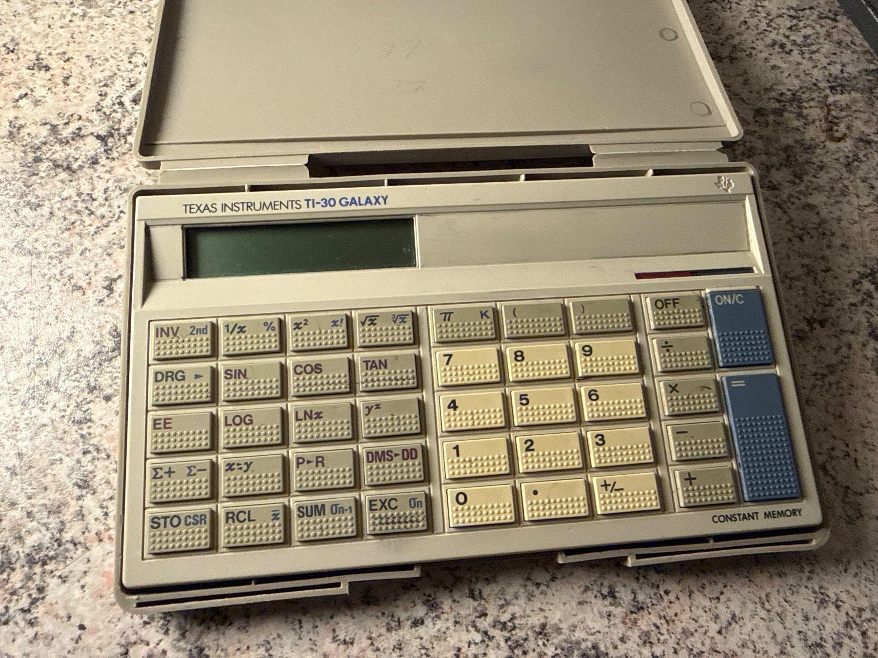 Texas Instruments Taschenrechner: TEXAS INSTRUMENTS TI-30 GALAXY – Gebraucht aus St imier von sav_bjf9 1