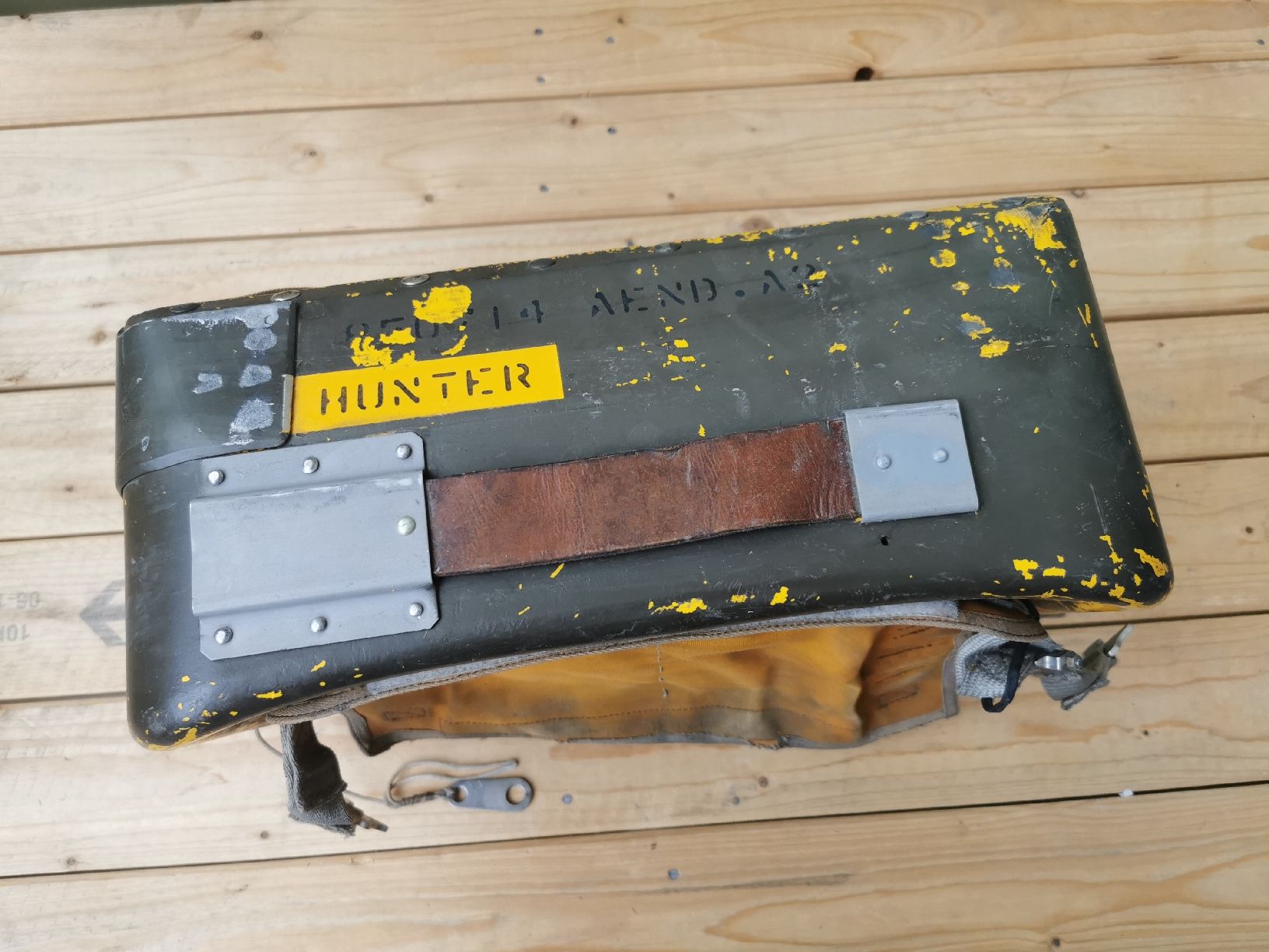 Misurare: Notpaket Schleudersitz Hawker Hunter Fliegertruppe Luftwaffe – Usato da Neuenkirch venduto da bf-109 1