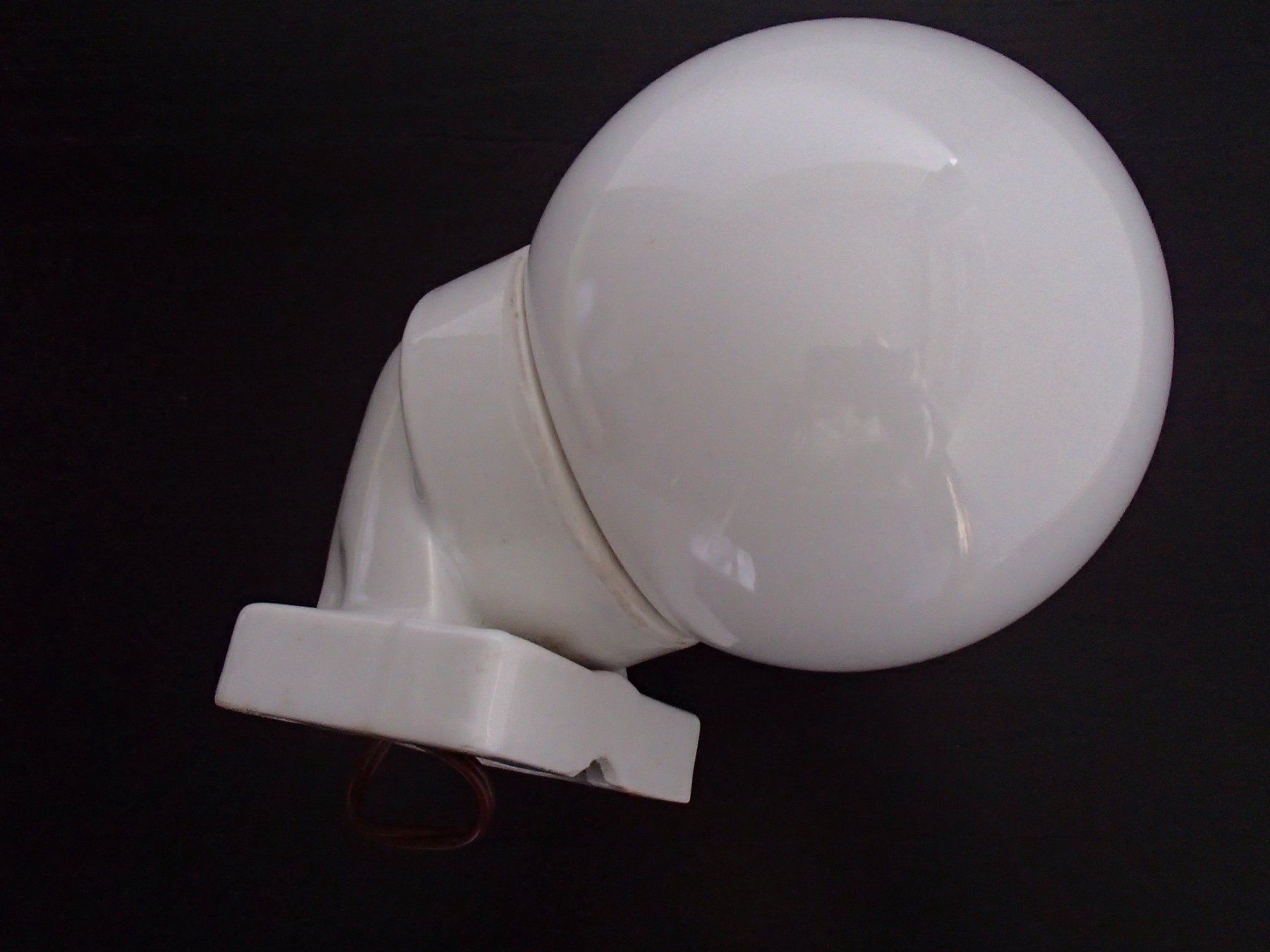 Lampade: weisse Keramik Badezimmer Wandlampe – Usato da Schöfflisdorf venduto da pullux 3