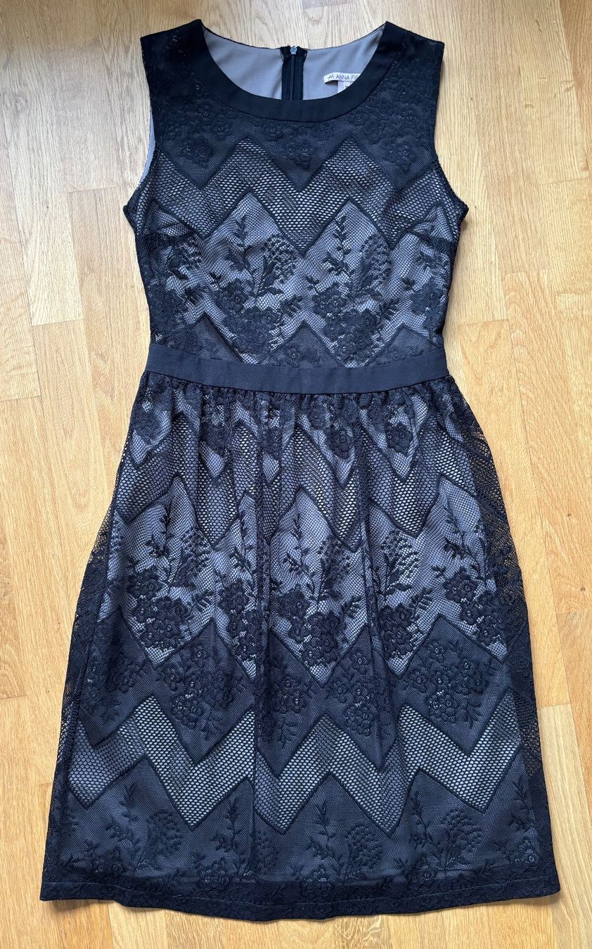 Anna Field Vestiti: Cocktailkleid von ANNA FIELD – Nuovo (secondo la descrizione) da Zürich venduto da Tzhkely24