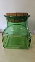 Vaso di vetro verde con tappo in sughero medie dimensioni