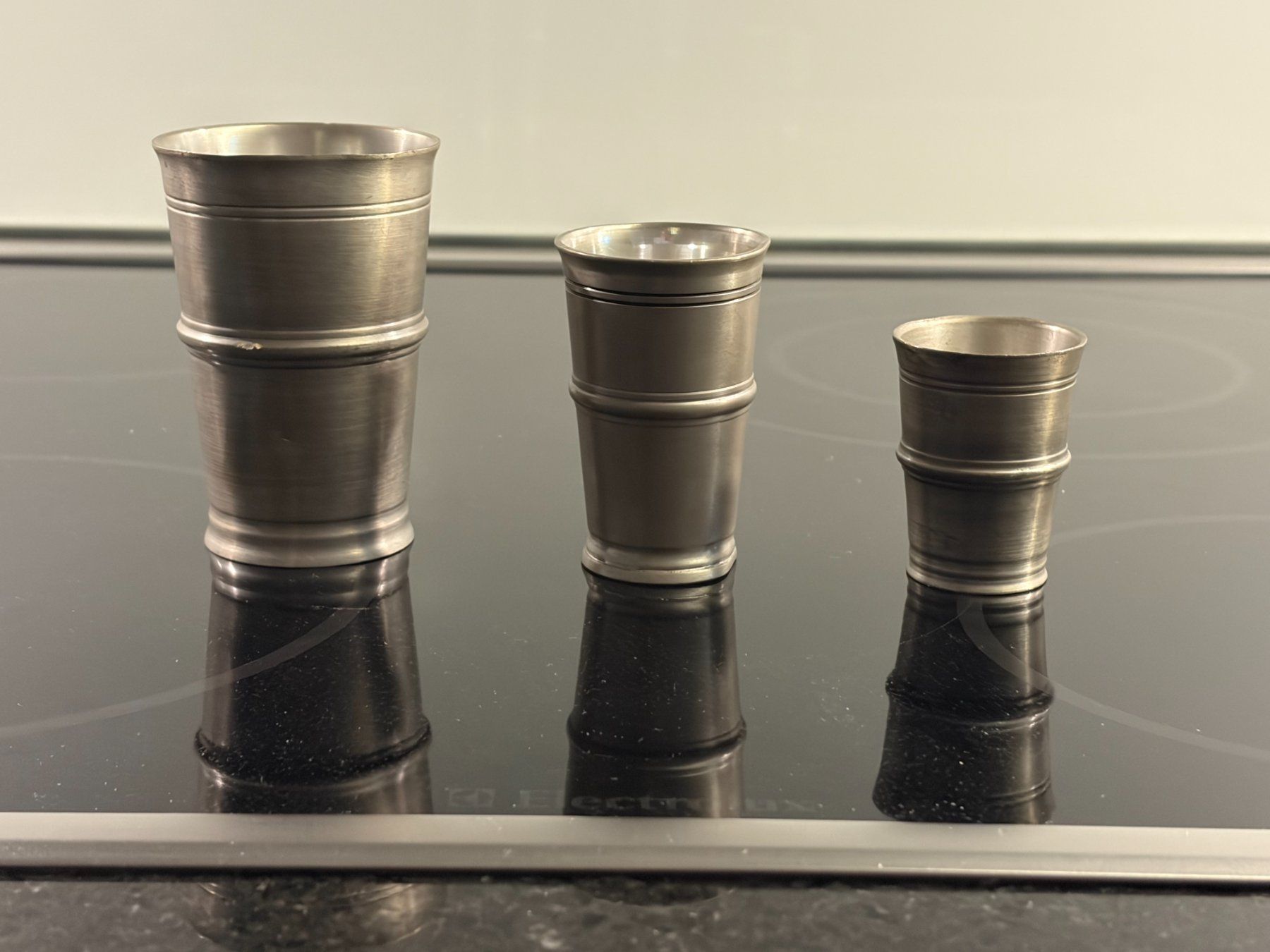 Tasses: 3 Zinnbecher – D'occasion à Zürich par sru_6zc8 1