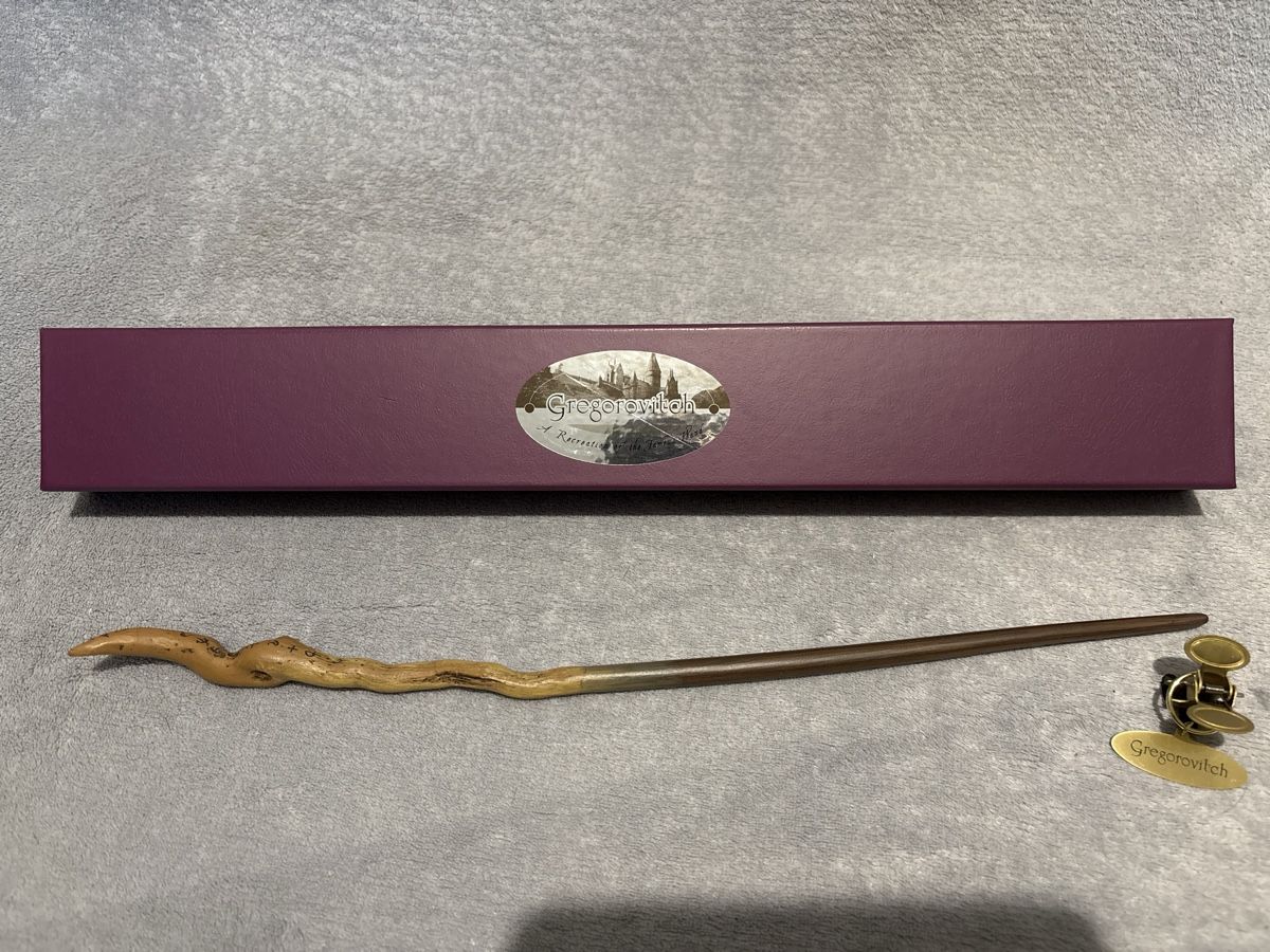 Statuette: Zauberstab Harry Potter Gregorovitch Neu mit Box – Nuovo (secondo la descrizione) da Zürich venduto da zimtstern45