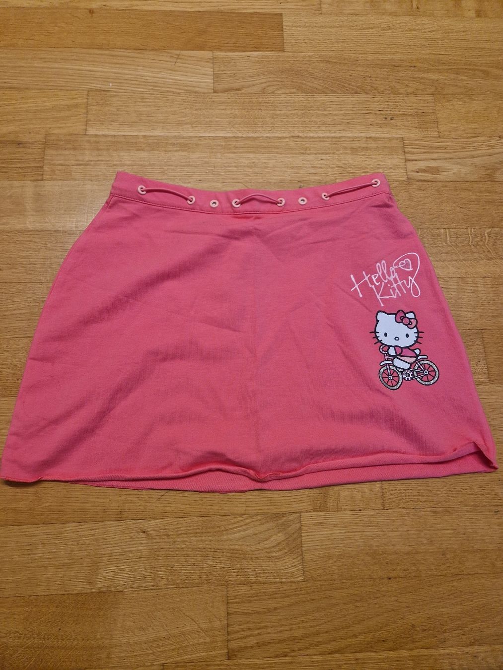 Vestiti & Gonne: Jupe rose Hello Kitty, neuve! T:M – Nuovo e nell'imballaggio originale da Penthaz venduto da Sosotroc