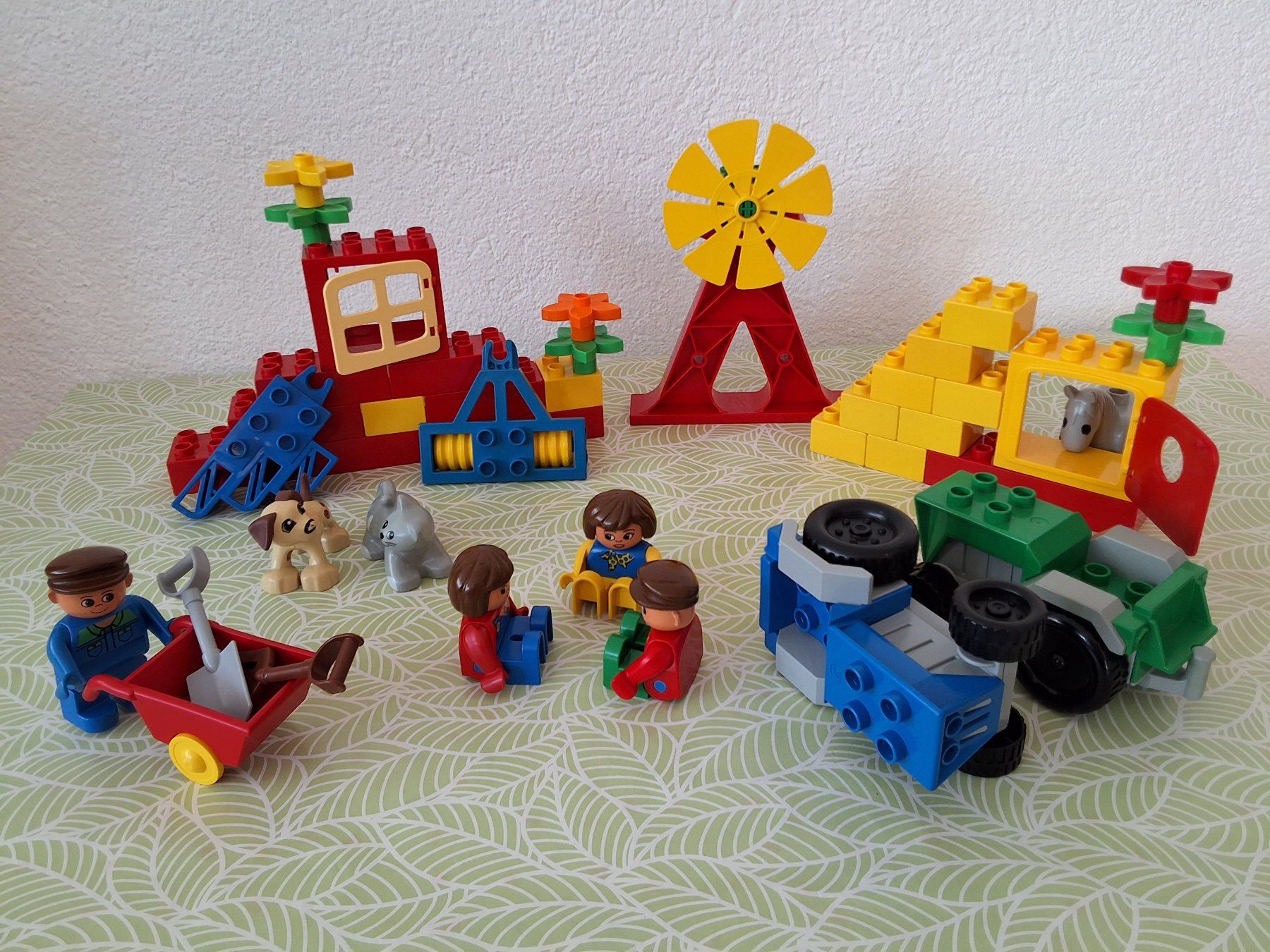 Lego Giocattoli: Lego Duplo Bauernhof IV mit Windrad – Usato da Liebefeld venduto da moony4blue 2