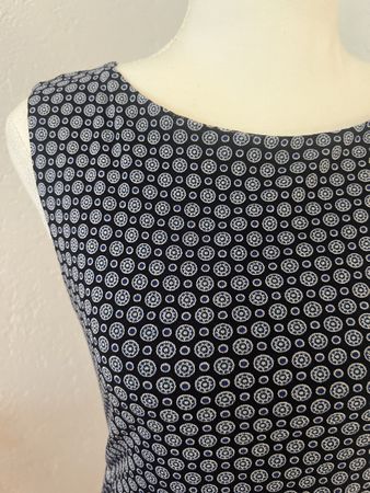 Neuf ! ESPRIT Robe étui 💙🤍 taille S, tissu mesh élastique
