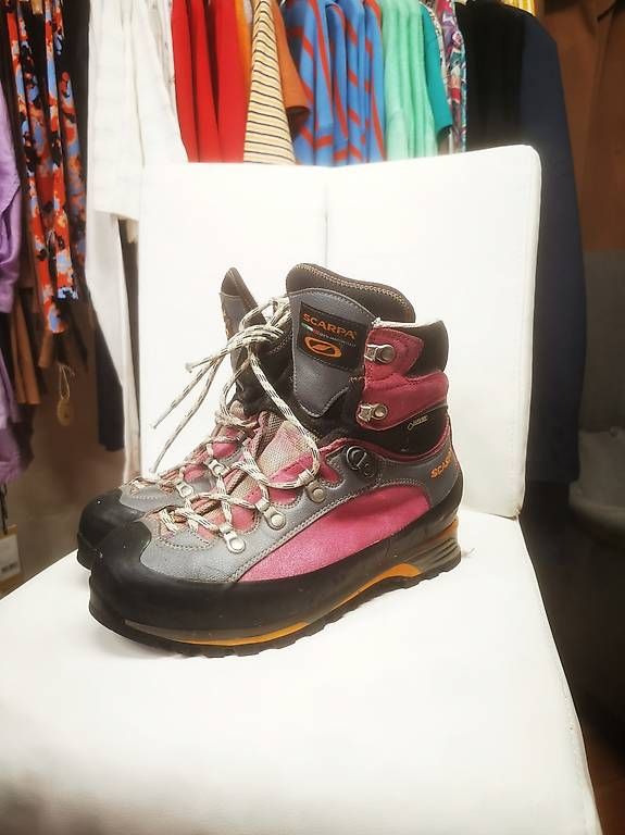 Scarpe da donna: SCARPA Wanderschuhe Gr 40 – Usato da Mitlödi venduto da JSN19 4