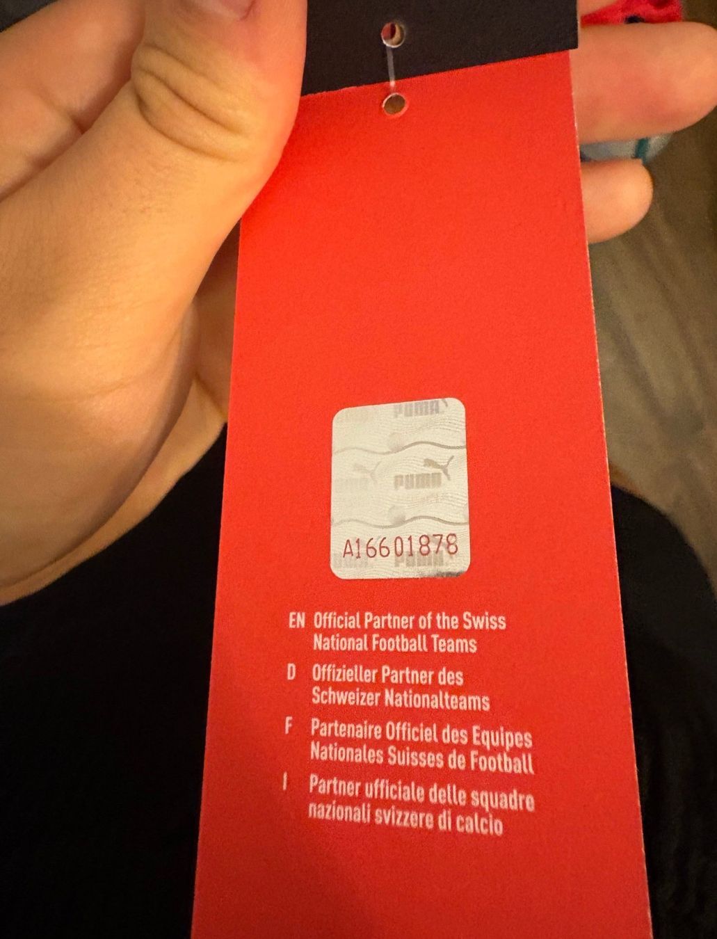 Puma Canottiere & Pantaloni: WM Trikot Schweiz 2026 Original – Nuovo e nell'imballaggio originale da Bülach venduto da sel_775n 3