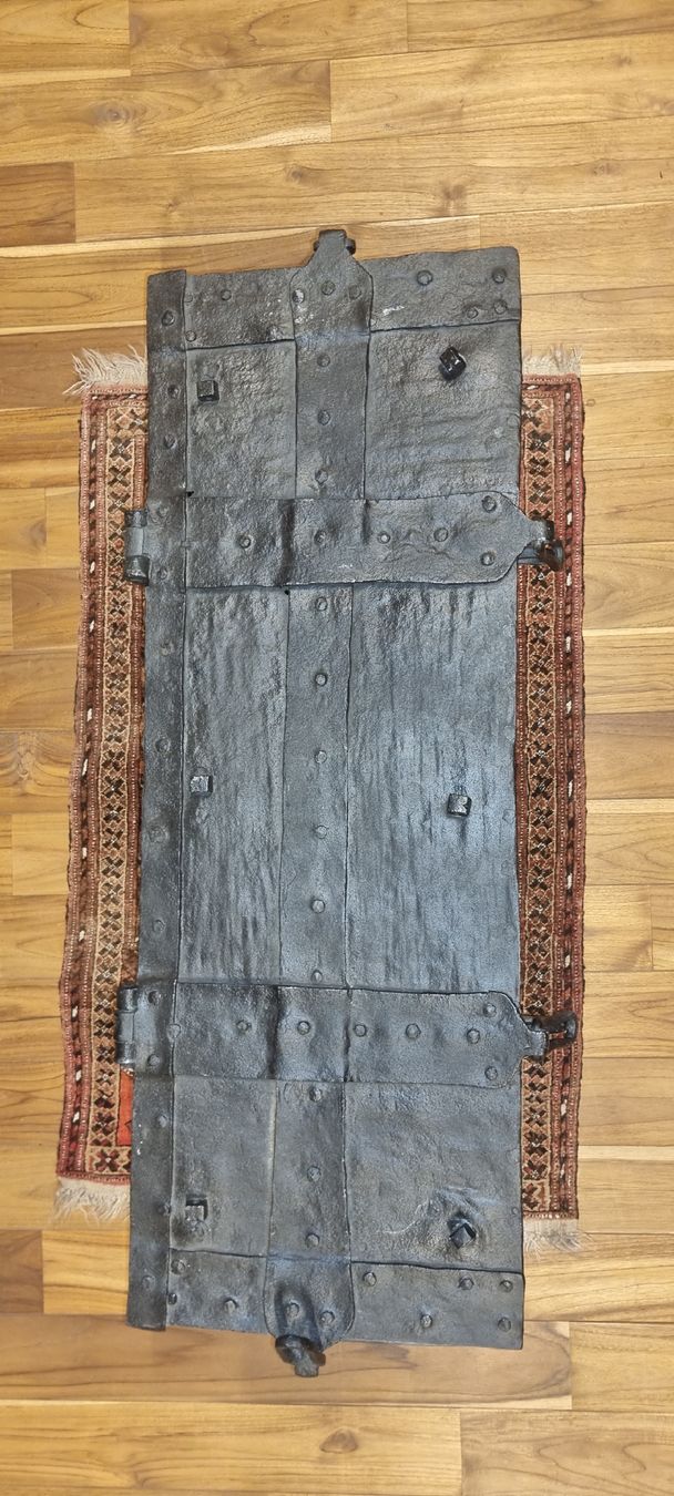 Cassapanche: Antik Soldtruhe ca.1600 Jh. – Usato da Ganterschwil venduto da CHERRYCO-04 3
