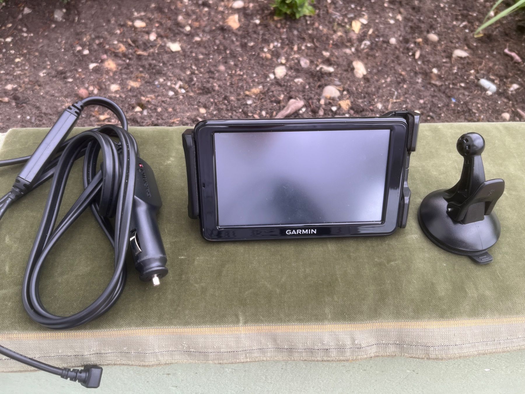 Garmin Navigation: Garmin nüvi 2595LMT mit Lifetime Maps – D'occasion à Magden par Hornet2 4