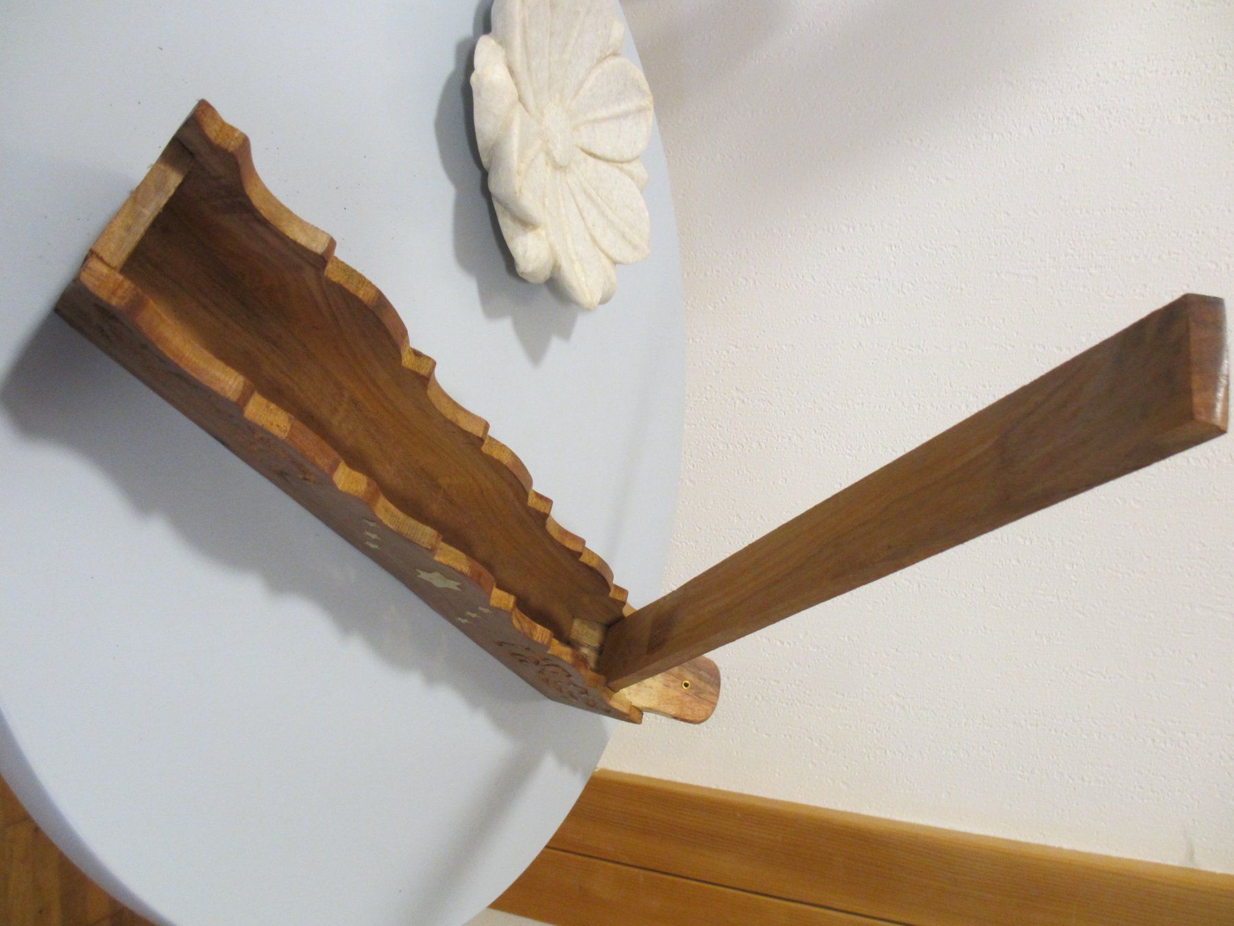 Candele: grosser Räucherstäbchenhalter Holz mit Messingsterne – Nuovo (secondo la descrizione) da Herisau venduto da fan_h9qj 4