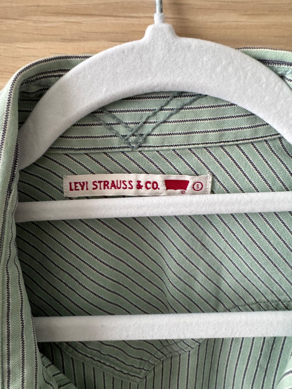 Levi's Camicette: Levis strips shirt S – Usato da Zürich venduto da Lovelyperfumes 1