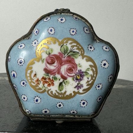 Antique pills box with Sevres mark 