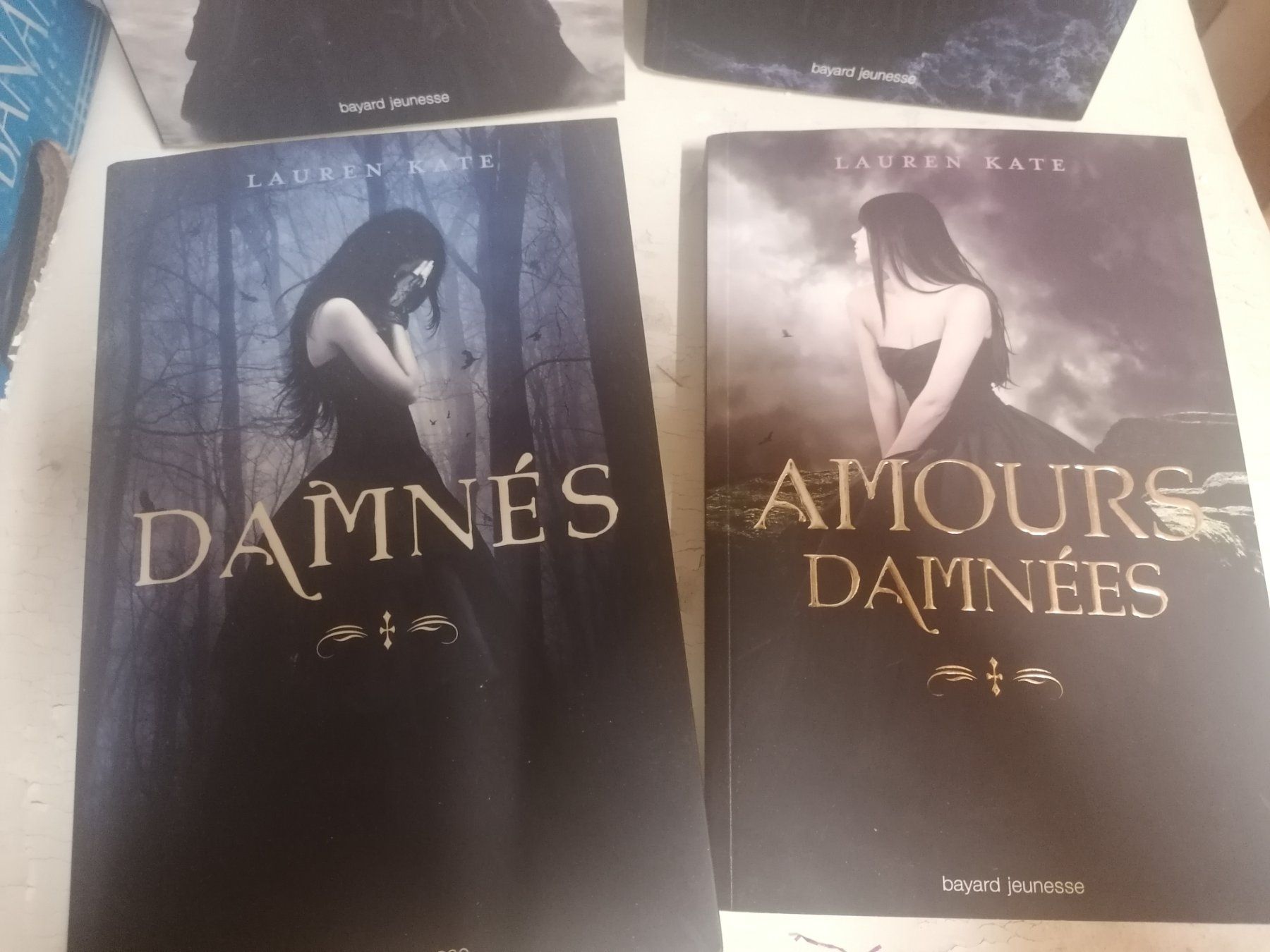 Bücher: 4 livres Laureedn Kate – Gebraucht aus St-Prex von ojo_b2tx 1