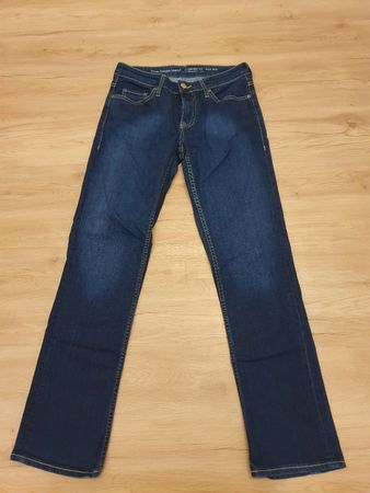 Mustang Emily, Gr. 30/32, comfort fit, high rise, straight