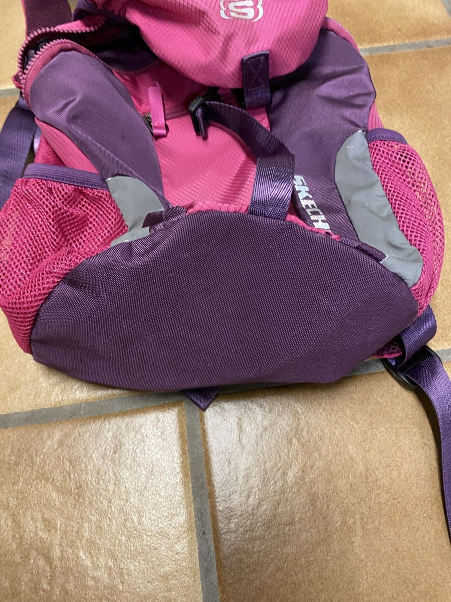 Skechers Sacs & sacs à dos: Wanderrucksack Skechers – D'occasion à Killwangen par Sommer15 2