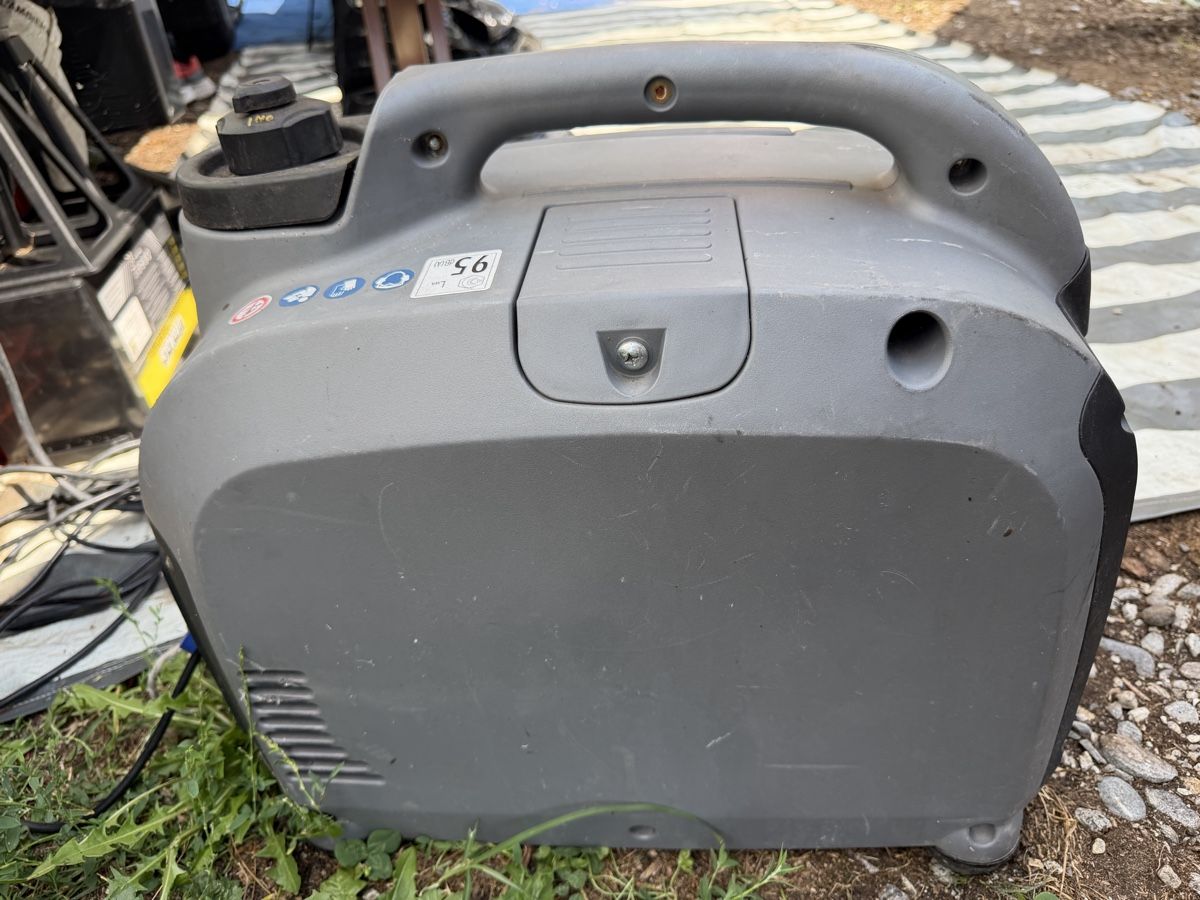 Générateurs de courant: Generatore Revolt 2000w – D'occasion à Camorino par CamperCommunity 1