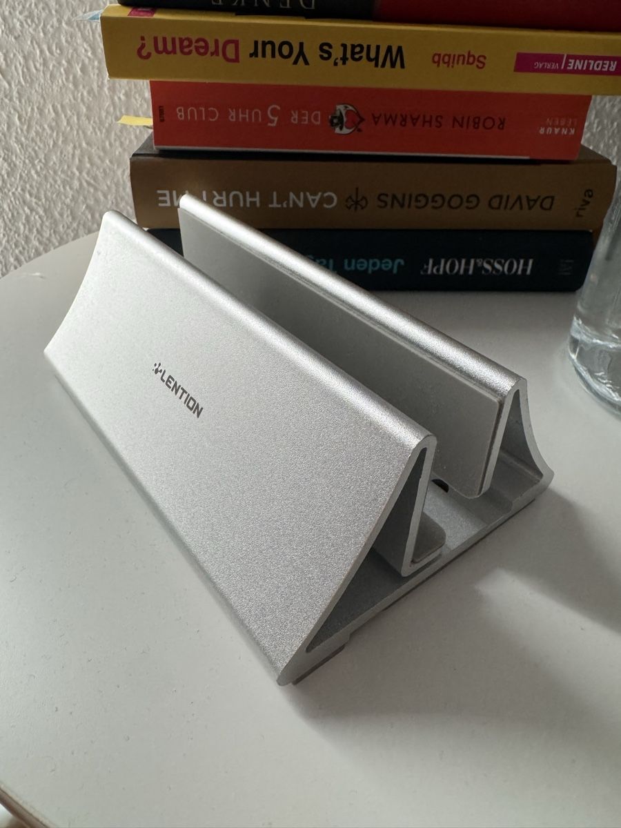 Racks & Cavalletti: Laptop Stand Aluminium – Nuovo (secondo la descrizione) da Zürich venduto da Nihad09