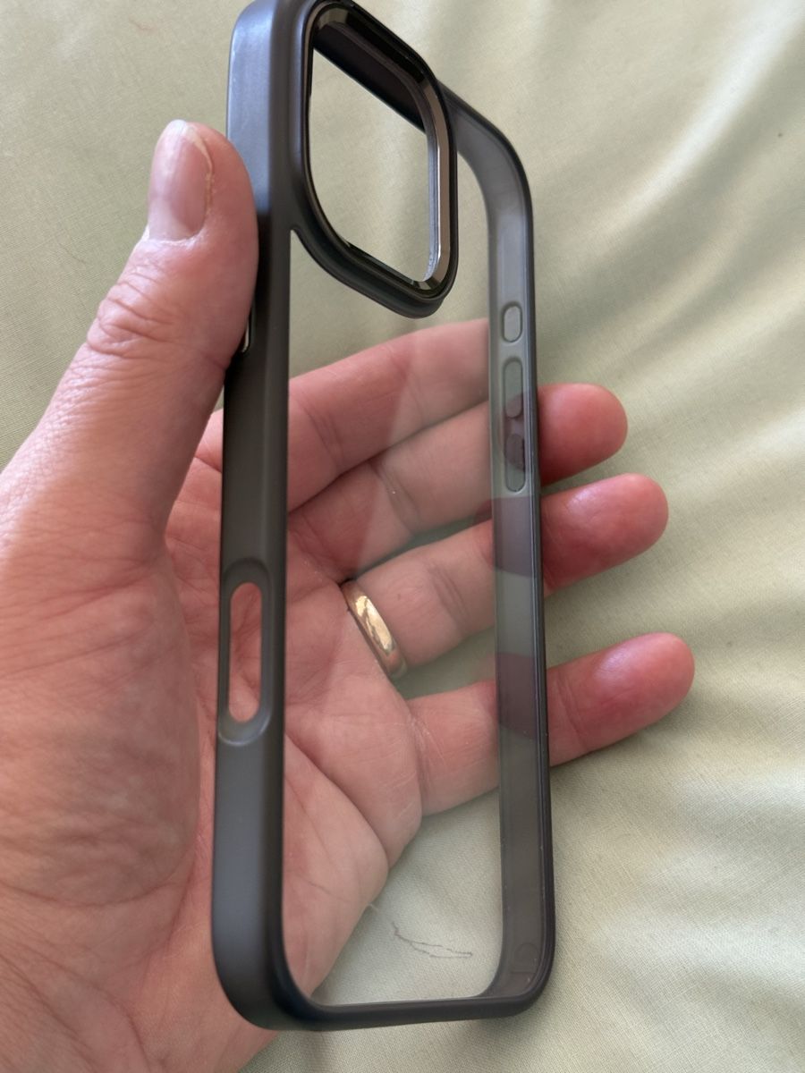 Cover & Protezioni schermo: Coque iPhone 16 Pro Max transparente, occasion. – Usato da Lausanne venduto da Licio7 3