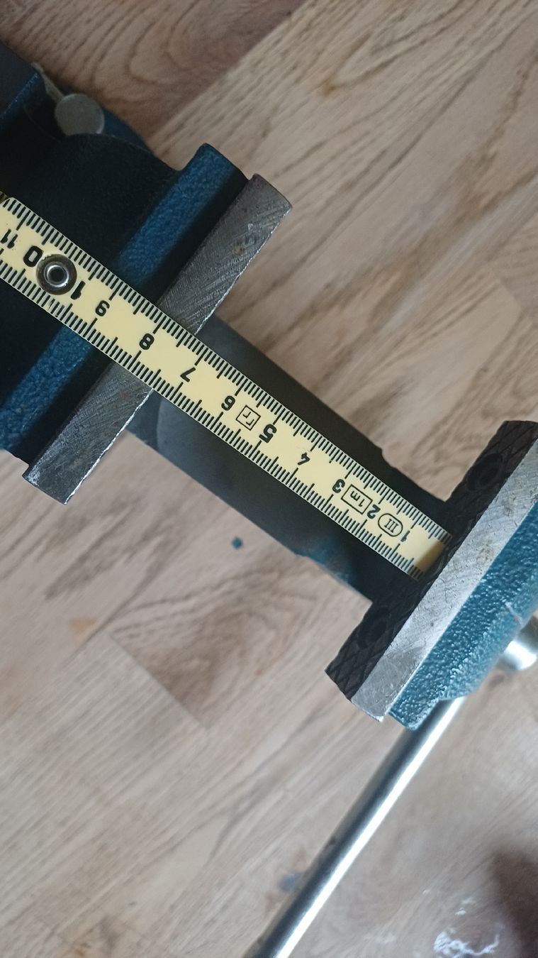 Tous les outils: Schraubstock drehbar  – D'occasion à Flawil par Naphtali 7