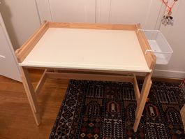 IKEA FLISAT Kinderschreibtisch, höhenverstellbar