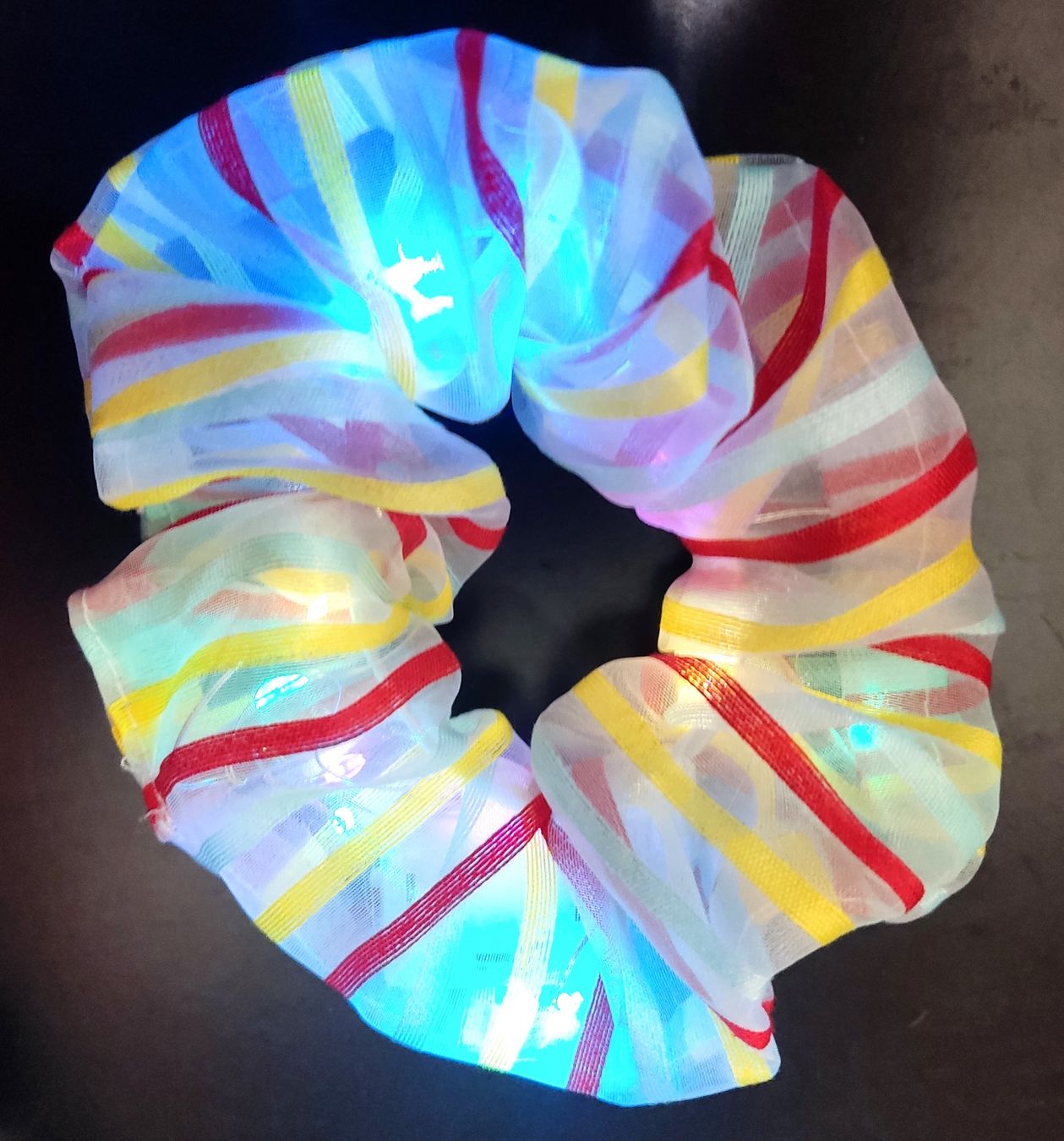Accessori per capelli: Scrunchie Haargummi mit Licht – Nuovo (secondo la descrizione) da Biel/Bienne venduto da AnikaNah