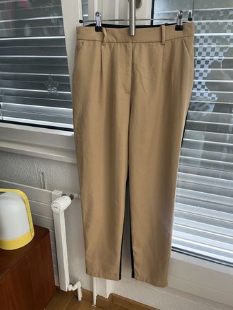 Wunderschönen und coole Stoffhose 