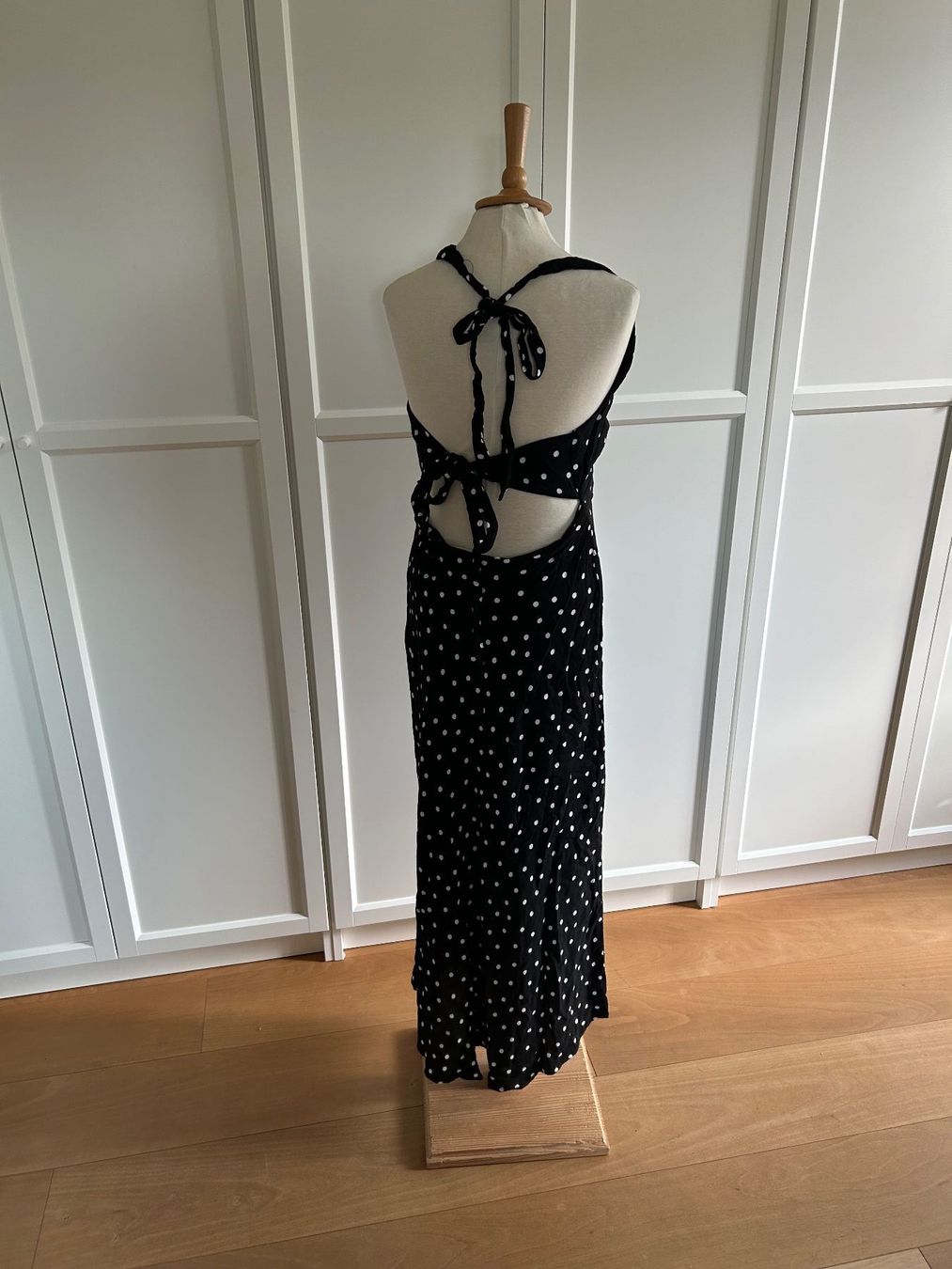 Vestiti: Midi-/Maxikleid – Usato da Luzern venduto da lou4444 1