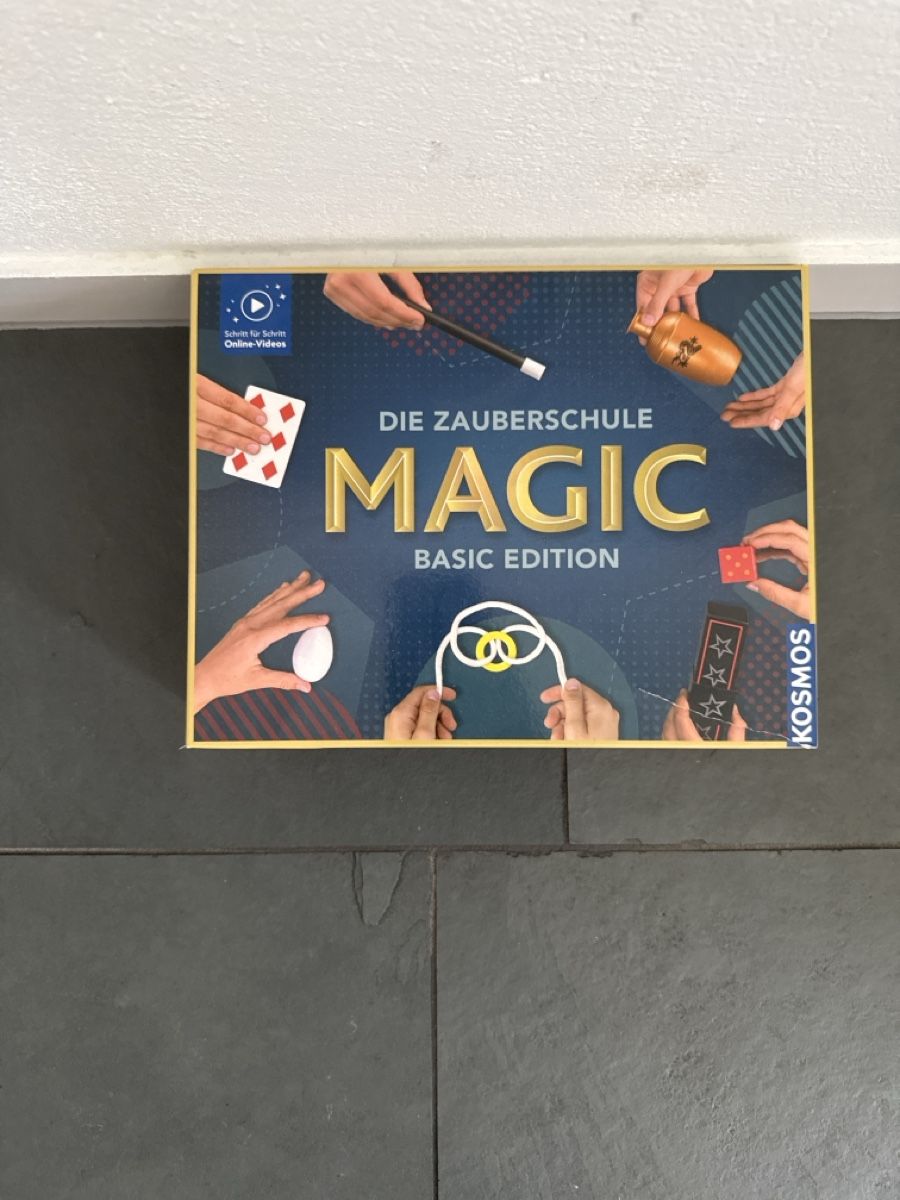 Kosmos Spiele:  Magic Set Basic Edition  – Gebraucht aus Horgen von mkAshwin