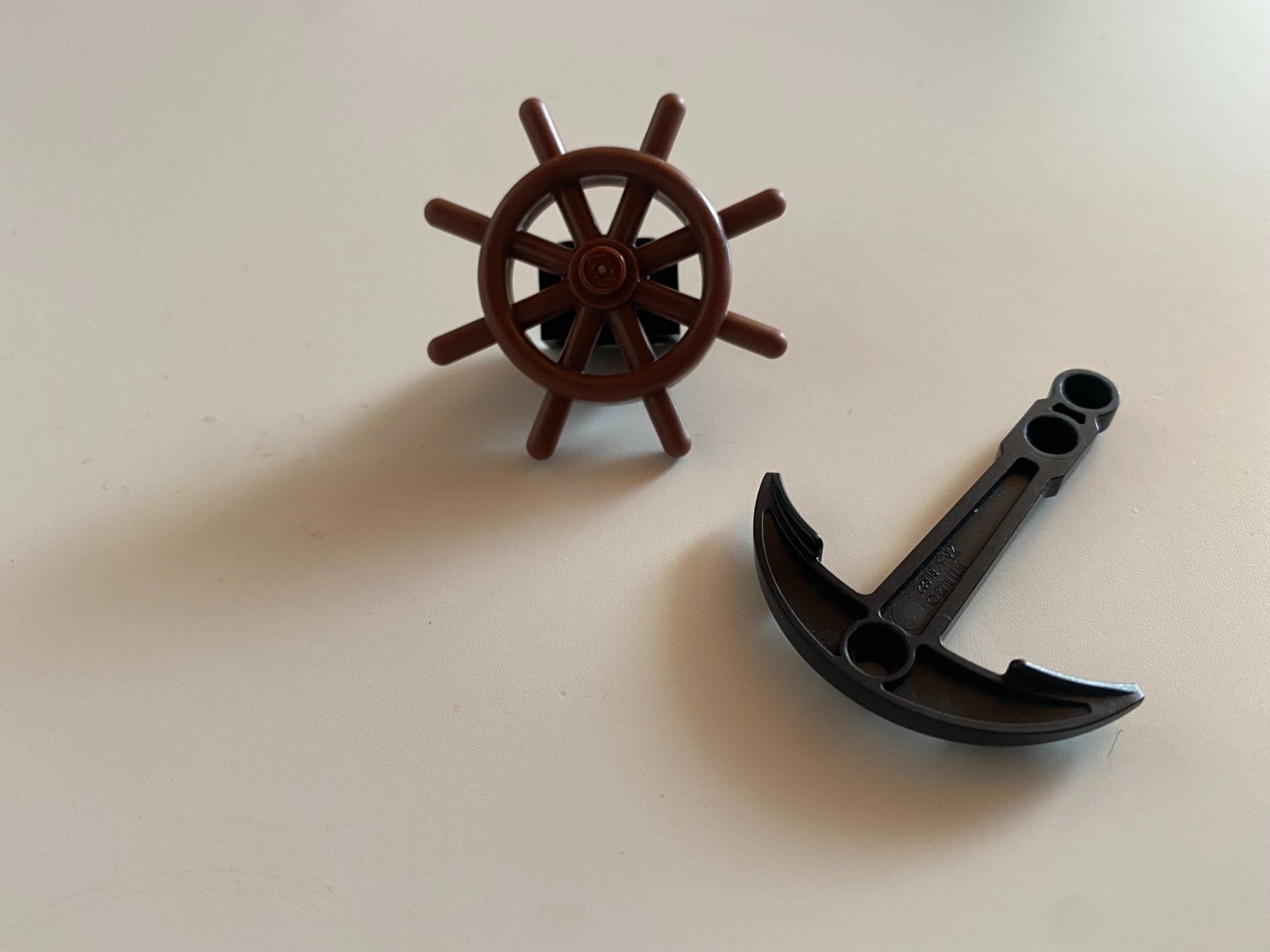 Lego Giocattoli: LEGO - SCHIFF - STEUERRAD - UND - ANKER – Usato da Gelterkinden venduto da ajdt4