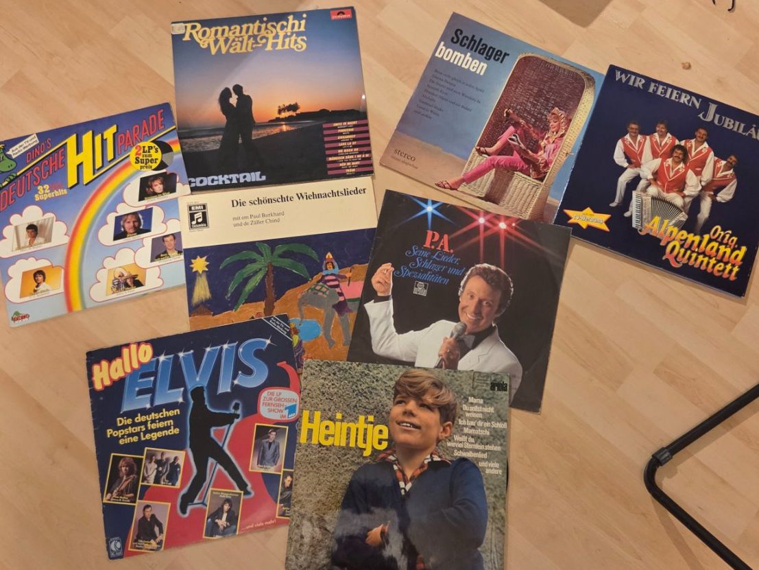 Vinyles: 8 Schallplatten  ELVIS /  Heintje /usw – D'occasion à Bremgarten b. Bern par Marge7979