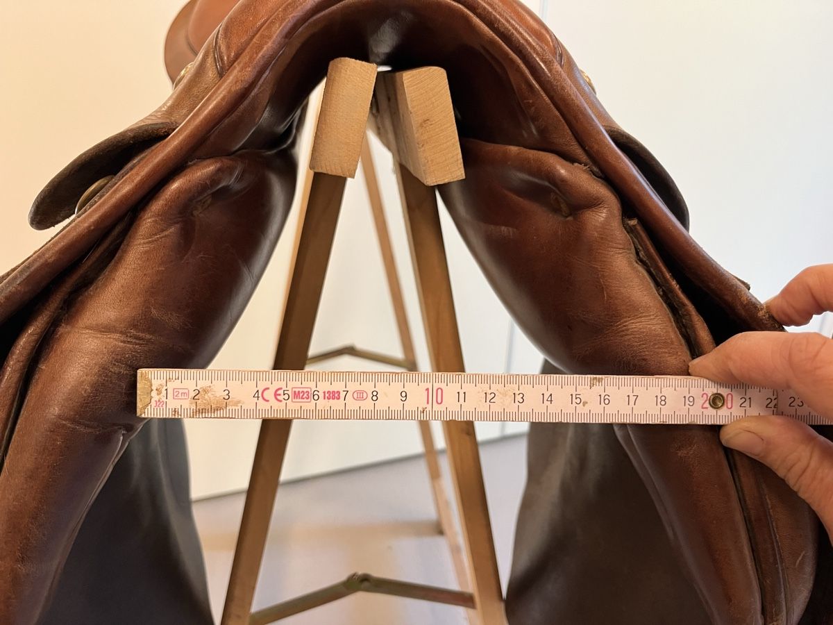 Selle & Accessori: Sattel der Marke Cobra – Usato da Volketswil venduto da knecht78 5