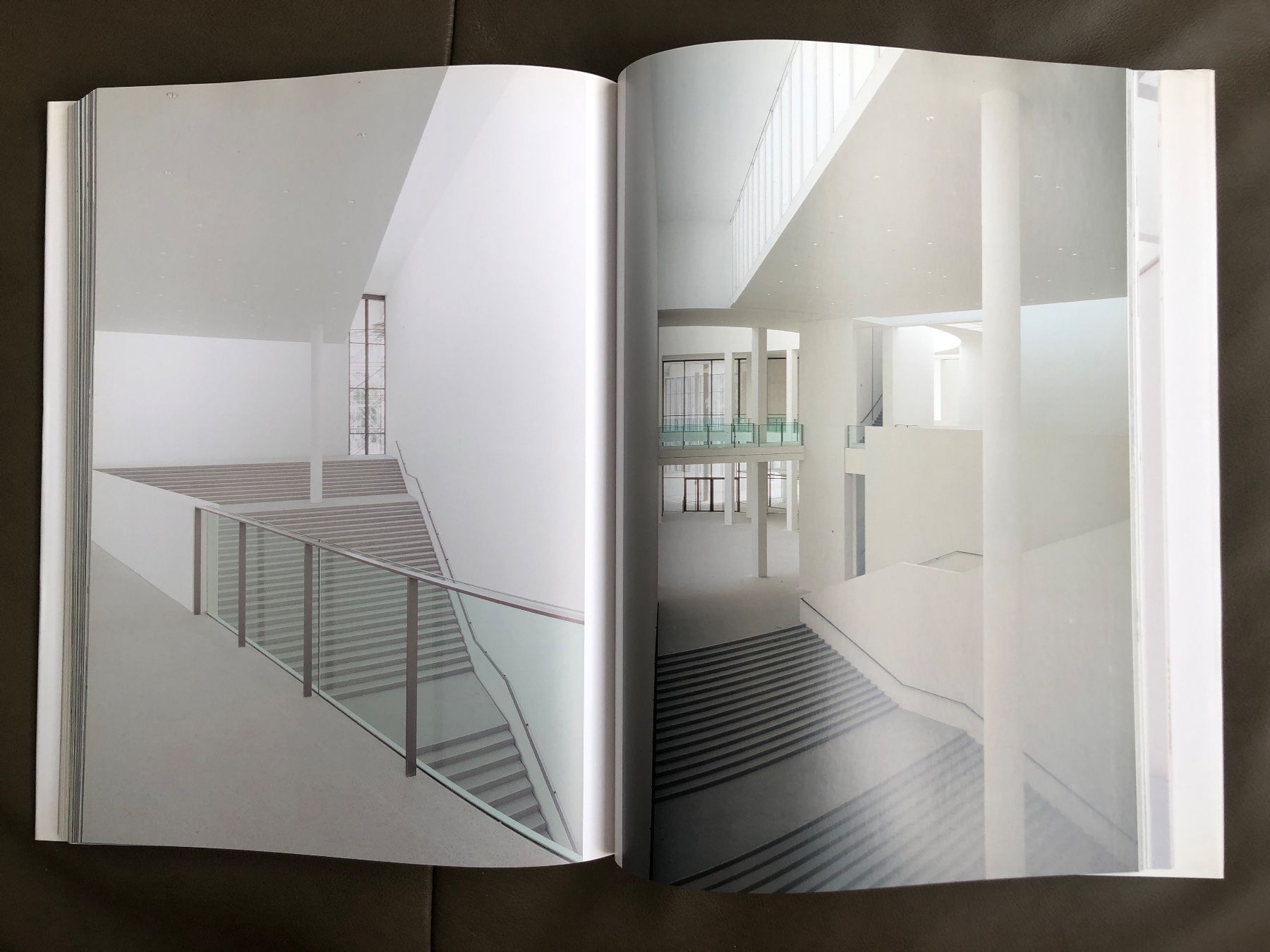 Libri: Buch Pinakothek der Moderne, Stephan Braunfels – Usato da Nunningen venduto da anclaudia 7