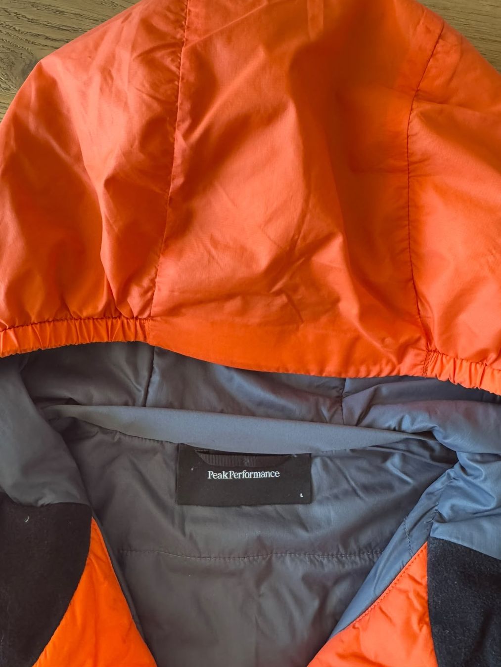 Peak Performance Giacche: PEAK PERFORMANCE Damen Jacke, Grösse L – Usato da Thayngen venduto da Liv-24 2