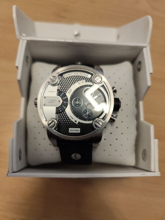 Diesel Uhr 2