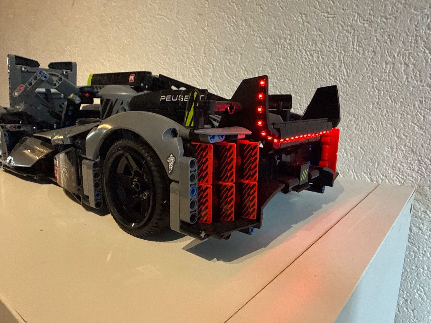 Lego Kit di costruzioni: Pegeout 9x8 Lemans – Usato da Poliez-Pittet venduto da ric_9xd7 4