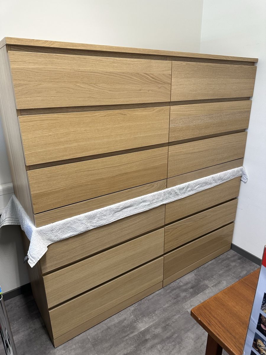 Ikea Commodes: 2x IKEA MALM Kommode Eichenfurnier – D'occasion à Muttenz par Tschulietta_105 2