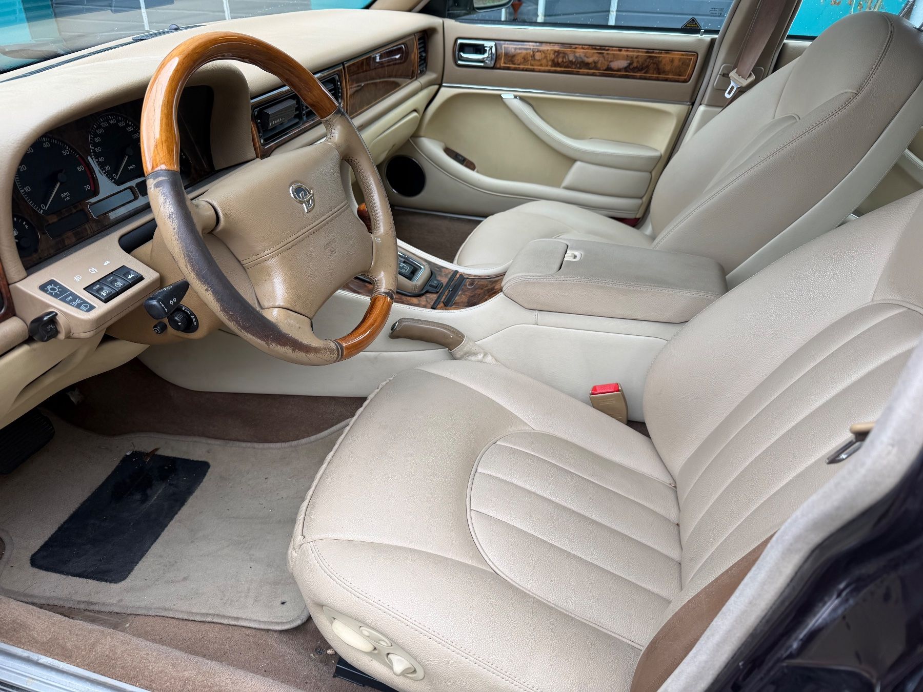 Daimler Autos: DAIMLER SIX 4.0 mit 241PS für BASTLER oder Export – D'occasion à Hunzenschwil par lupo22 7
