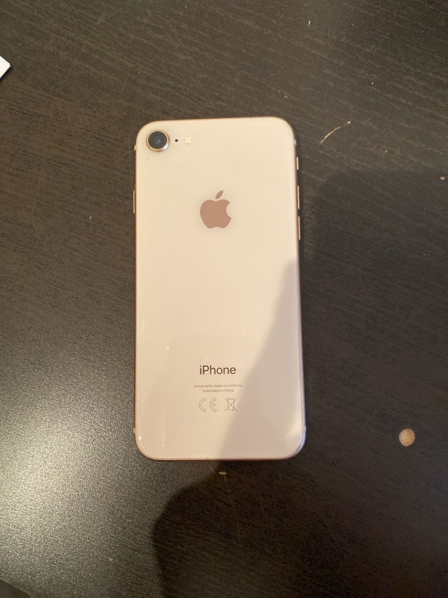 Apple Handys / Smartphones: Iphone 8 Rosé 64GB – Gebraucht aus Zürich von fredi027 1