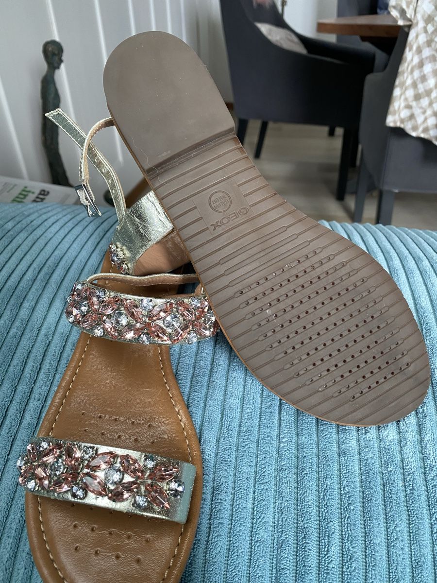 Geox Chaussures femmes: Sandale 38 Geox  – Neuf (Voir description) à Amriswil par kar_rx2y 2