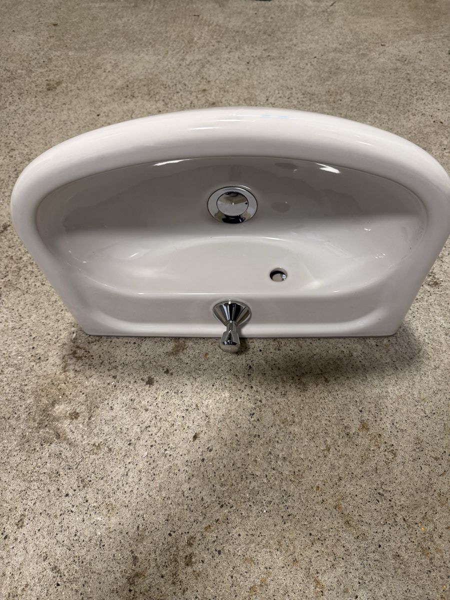 Eviers & lavabos: Lavabo – D'occasion à Grosswangen par winkelfeld