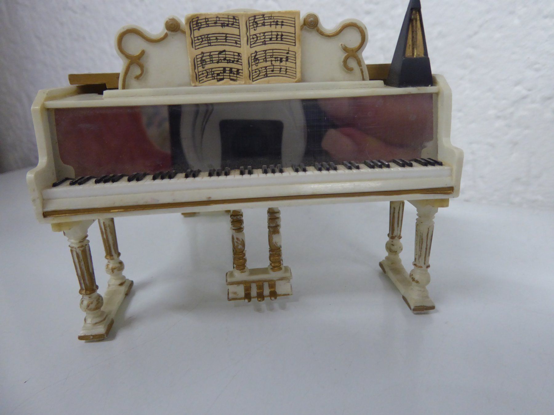 Giocattoli: weisses Piano mit Hocker – Nuovo (secondo la descrizione) da Lausen venduto da Zotty1 2