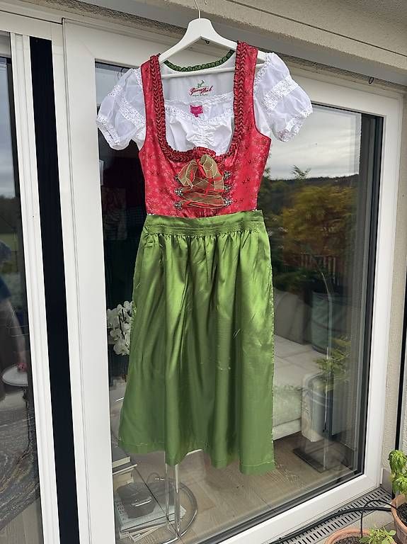 Kleider: Original Dirndl – Gebraucht aus Zweidlen von Claudia065