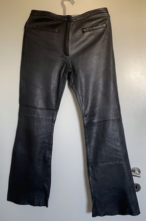 Pantalon en cuir véritable noir taille 40 comme neuf!
